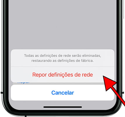 Confirmar para redefinir as configurações de rede do iPhone